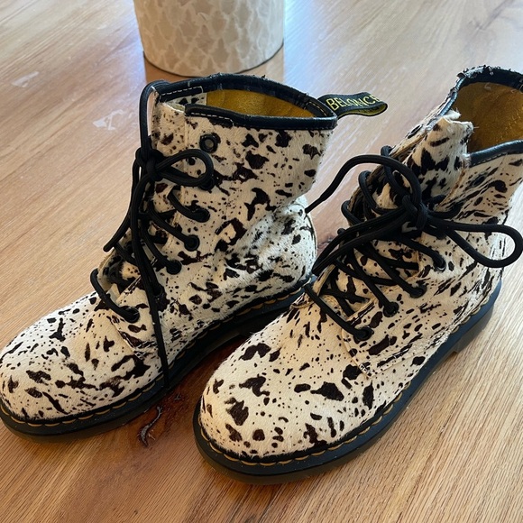 Belonce Combat Boots Women’s 6.5 Cow Print Hairon Grunge Funky Grunge Western - Picture 2 of 10